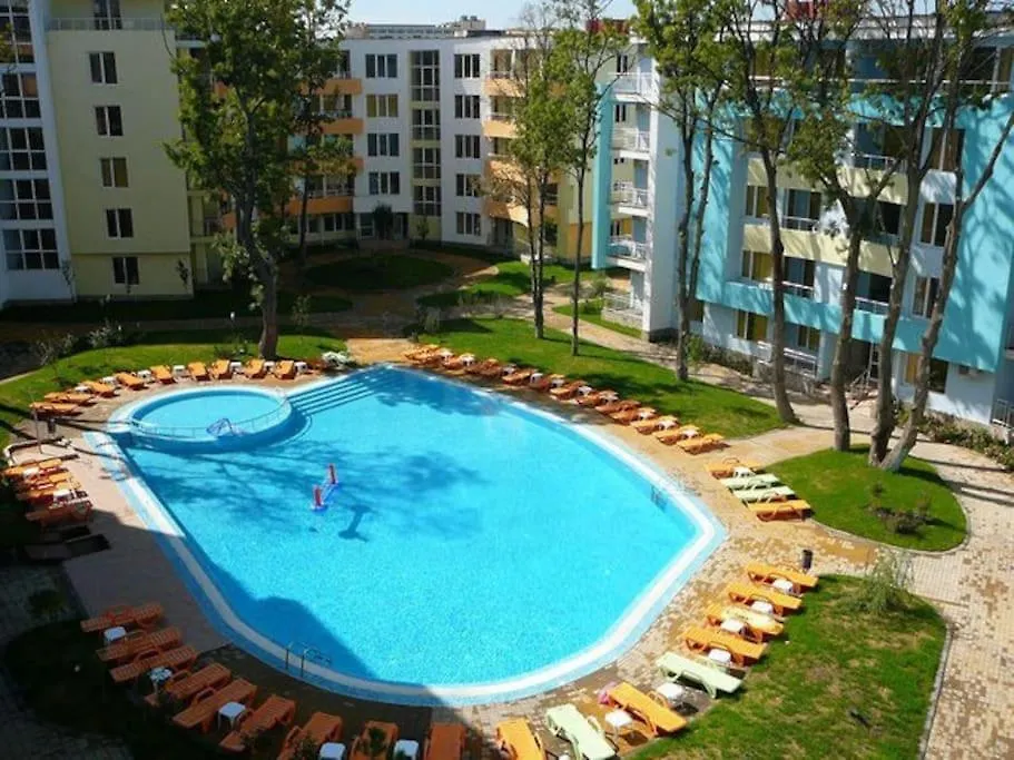 Amazing 2 Bedroom Apartment Next To The Beach Sluneční pobřeží