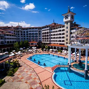 Helena Sands Resort