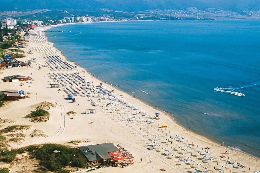 Amazing 2 Bedroom Apartment Next To The Beach Sunny Beach